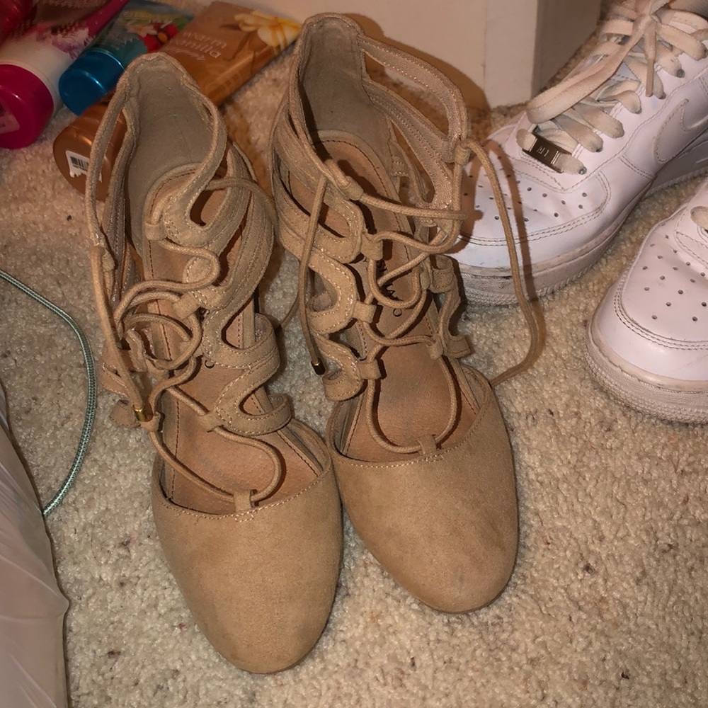 Women’s nude heels